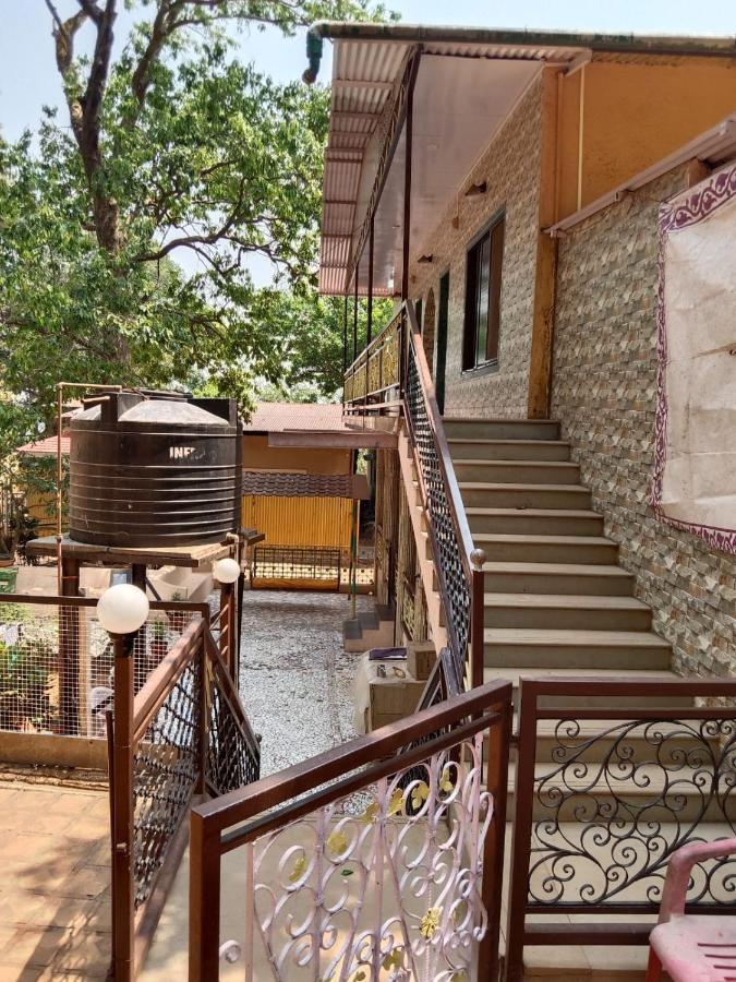 New Alpha House Matheran Otel Dış mekan fotoğraf